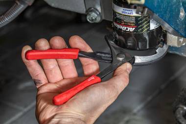 ΠΕΝΣΑ ΦΙΛΤΡΟΥ ΛΑΔΙΟΥ / PVC Milwaukee (4932492511)