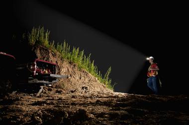 L4 HL-301 USB ΕΠΑΝΑΦΟΡΤΙΖΟΜΕΝΟΣ ΦΑΚΟΣ ΚΕΦΑΛΗΣ 475 LUMENS Milwaukee (4933479764)