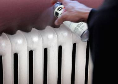 ΣΠΡΕΙ ΧΡΩΜΑ ΚΑΛΟΡΙΦΕΡ RADIATOR LACQUER ΛΕΥΚΟ CosmosLac (N402)